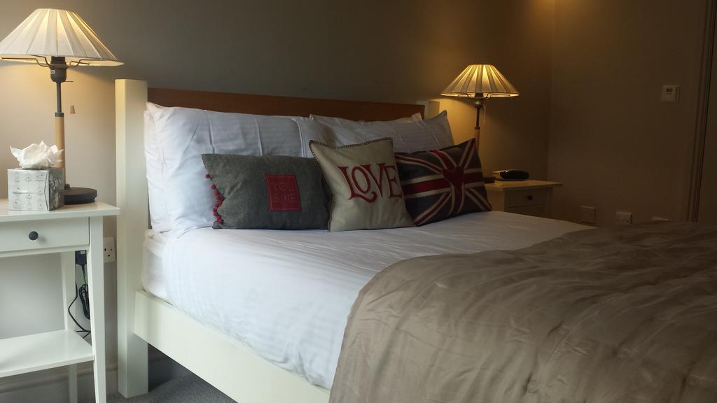 The Seagrave Arms Hotell Weston Subedge Rom bilde